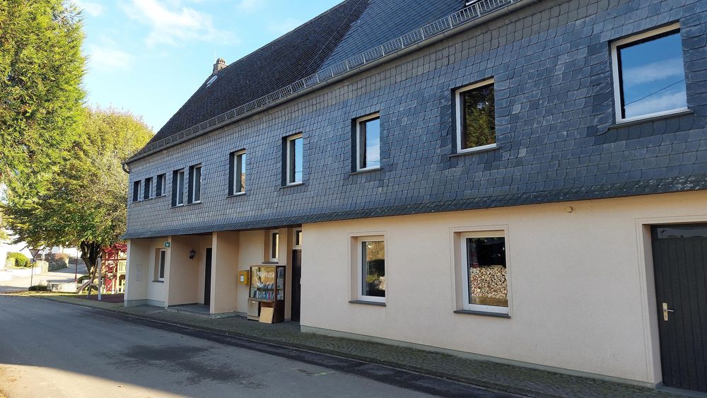 Defibrillator in Badenhard g7ltpw