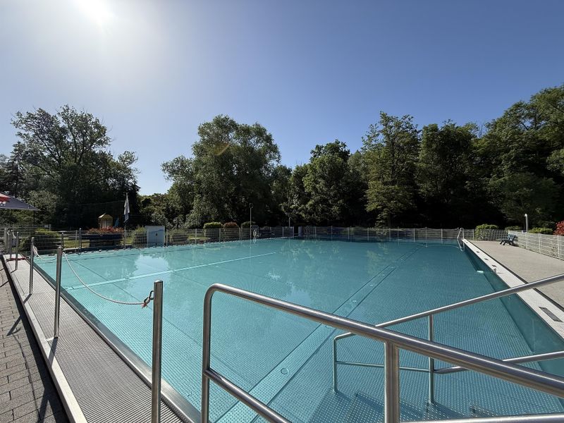 schwimmbaeder/freibad-ruedesheim-1c16