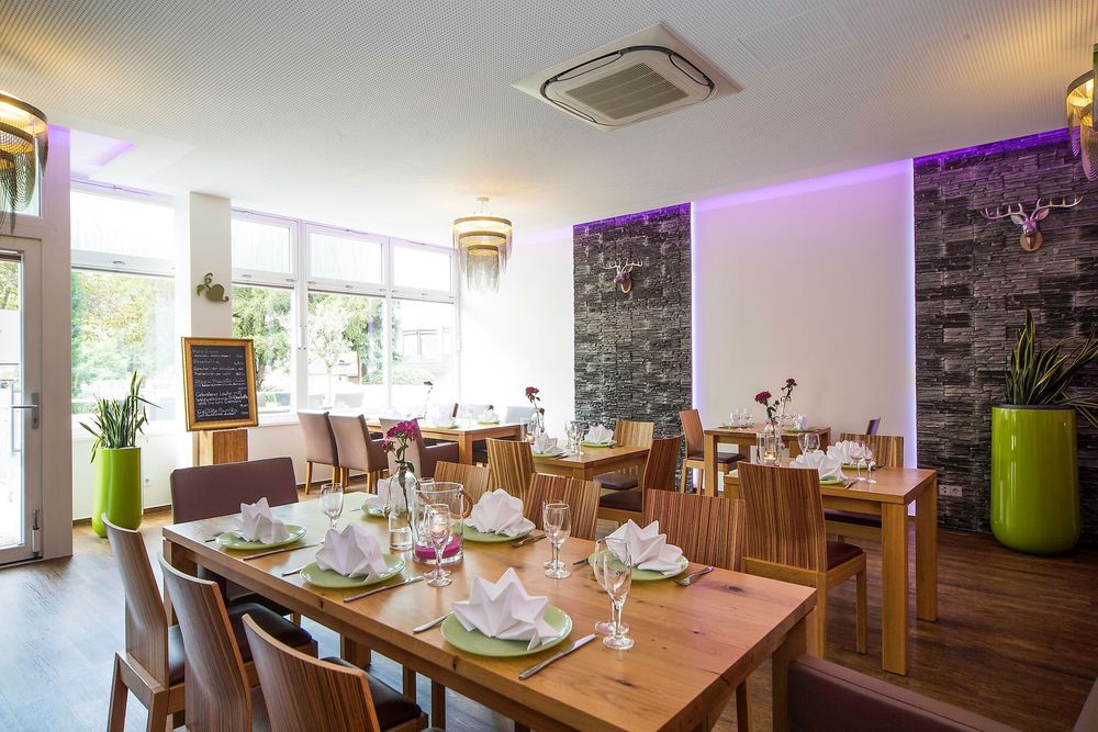 Caravelle Hotel im Park f4ndut