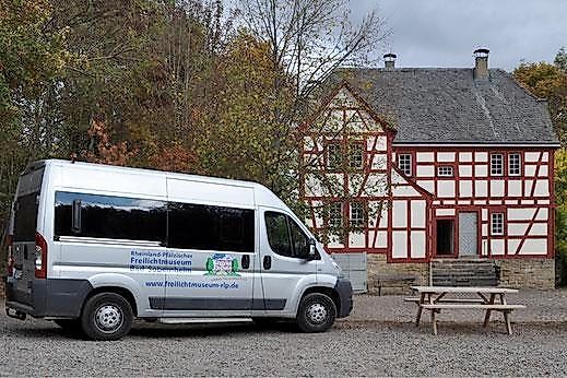 events/mit-dem-bus-durchs-xmuseum-625d