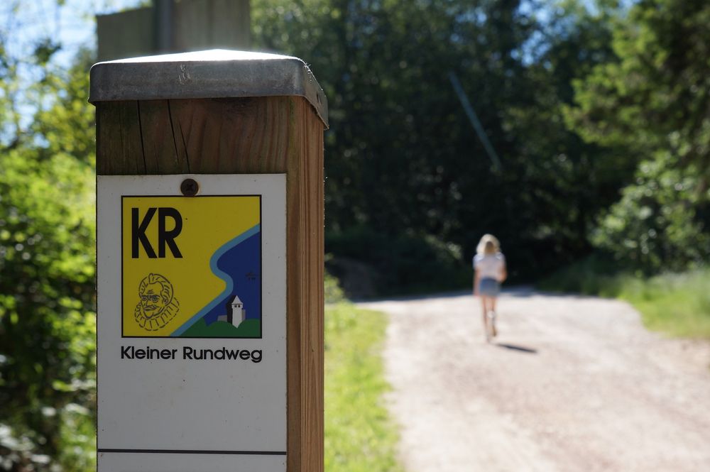 Kleiner Rundweg dkusps