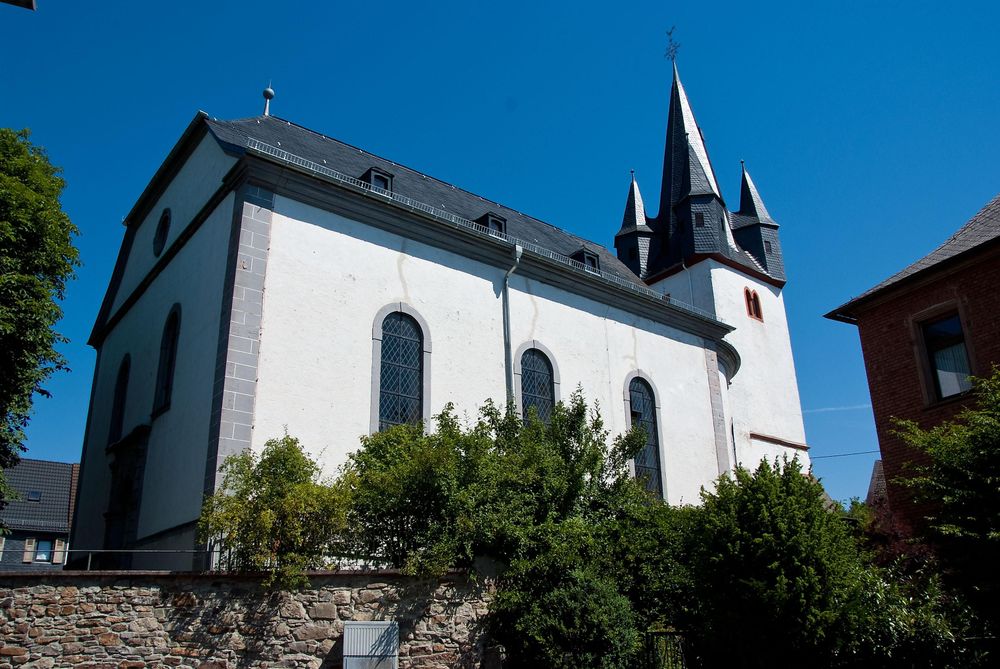 Katholische Kirche "St