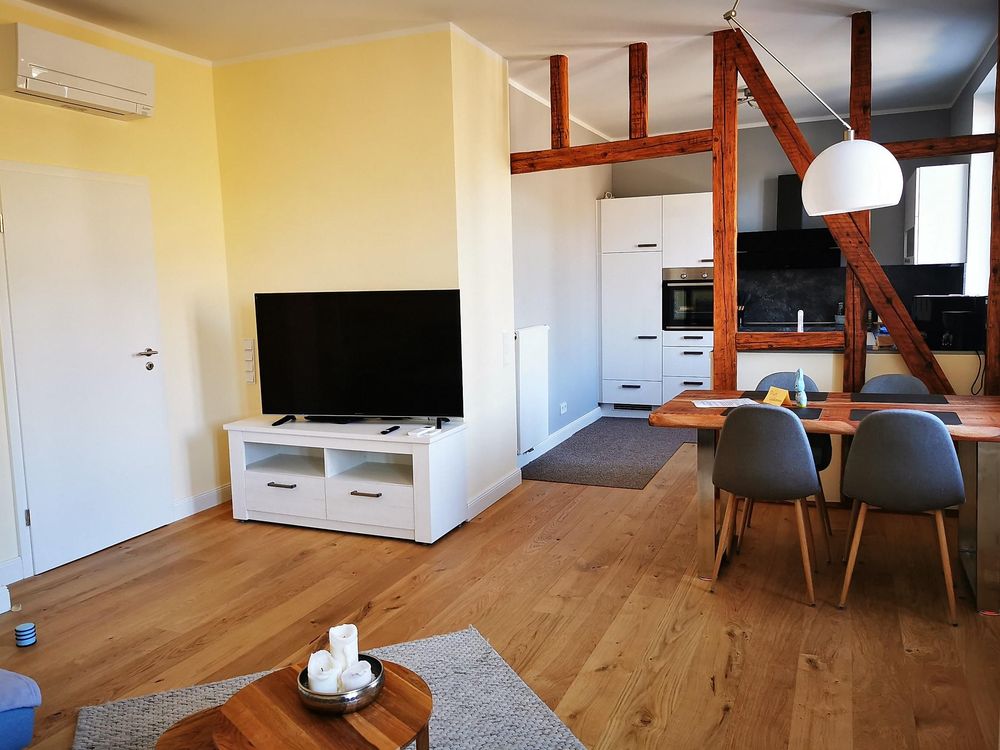 Ferienwohnung Rheinufer am Hindenburgpark bu9eo5