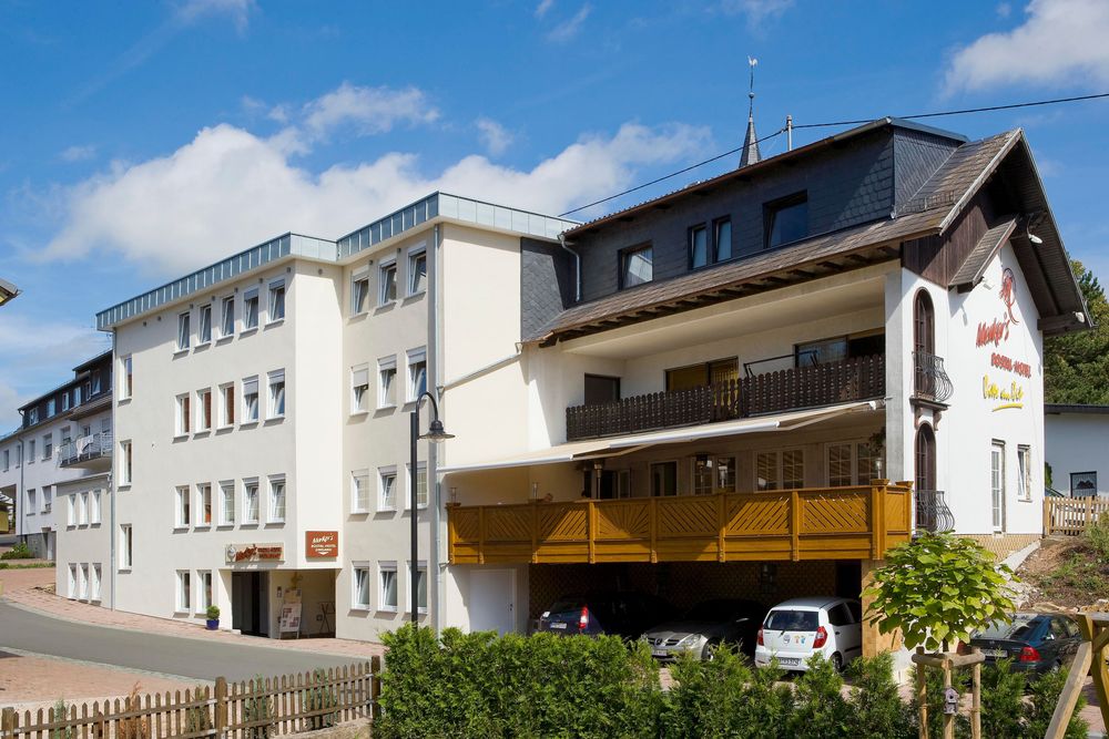 Merker's Bostalhotel d2zs5w