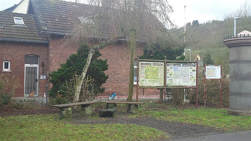 pois/hiking-parking-lot-p-6-kirn-sulzbach-10e1