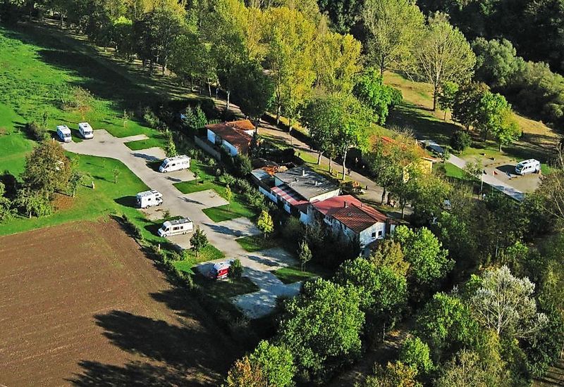 accommodaties/reisemobilstellplatz-nohfels-park-380d