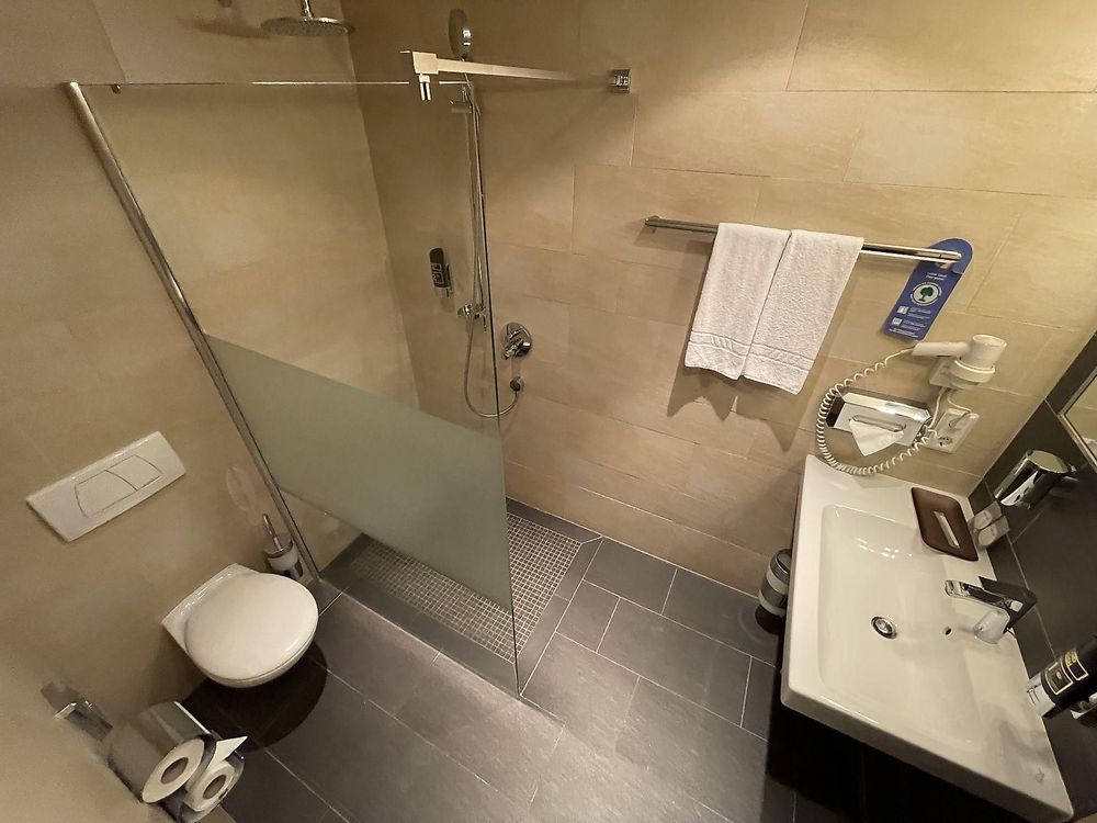 Hotel Café Restaurant Steuer b8hkow