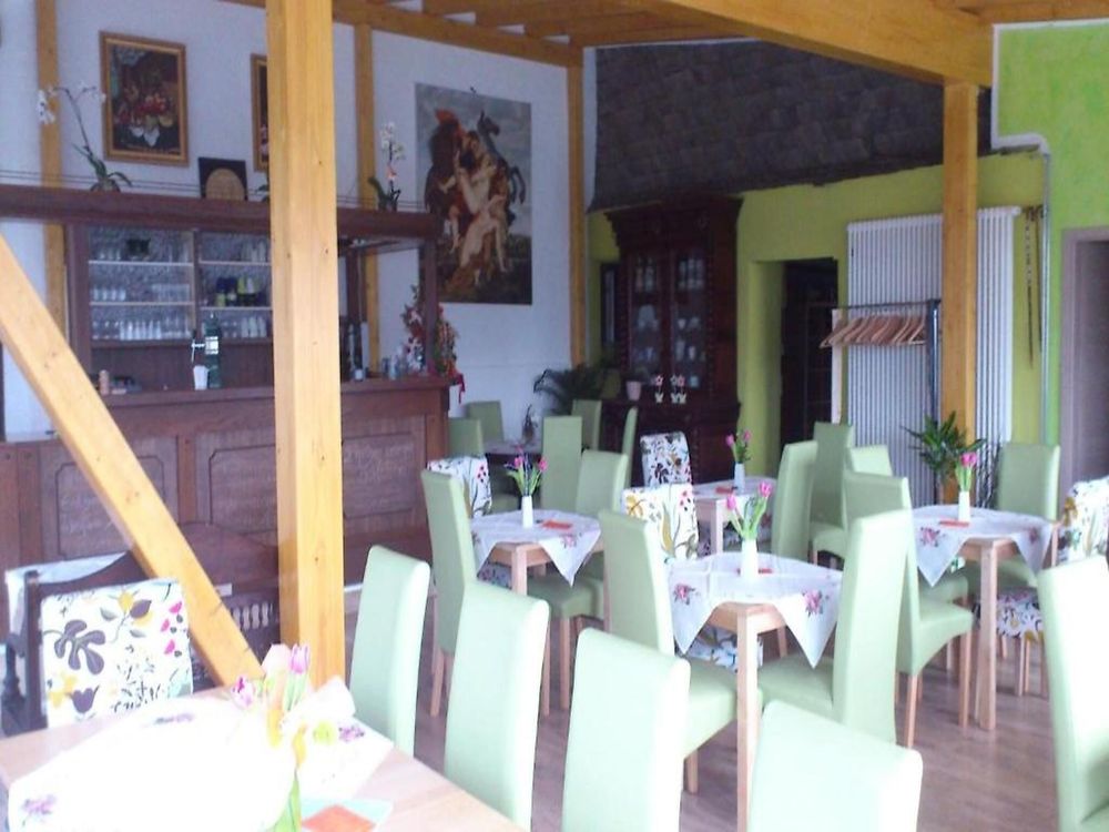 AllerHand Gästezimmer Nohen b98aks