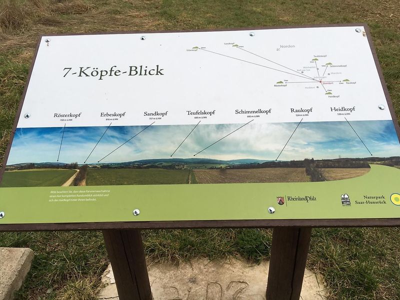 Aussichtsturm "7 Köpfe Blick" b1e5sn