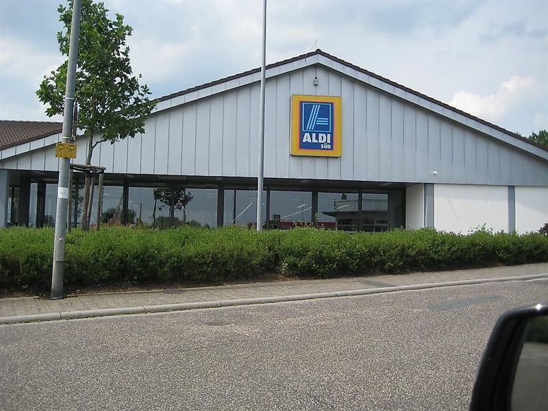 pois/aldi-xsued-gmbh-xcokg-98a4