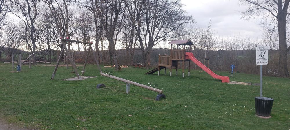 Spielplatz in Basselscheid a2zfxa