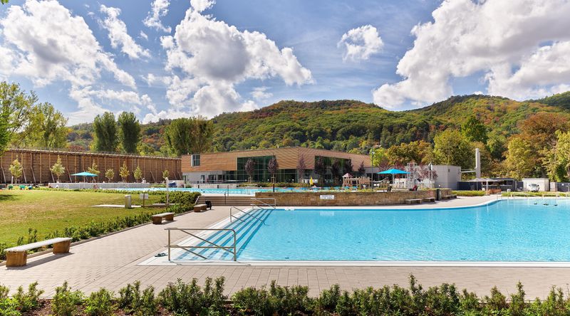 schwimmbaeder/salinenbad-bad-kreuznach-d1a0