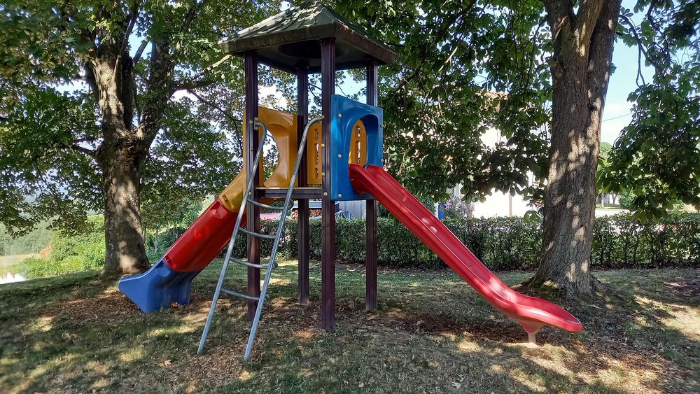 Spielplatz in Mermuth 26ec3i