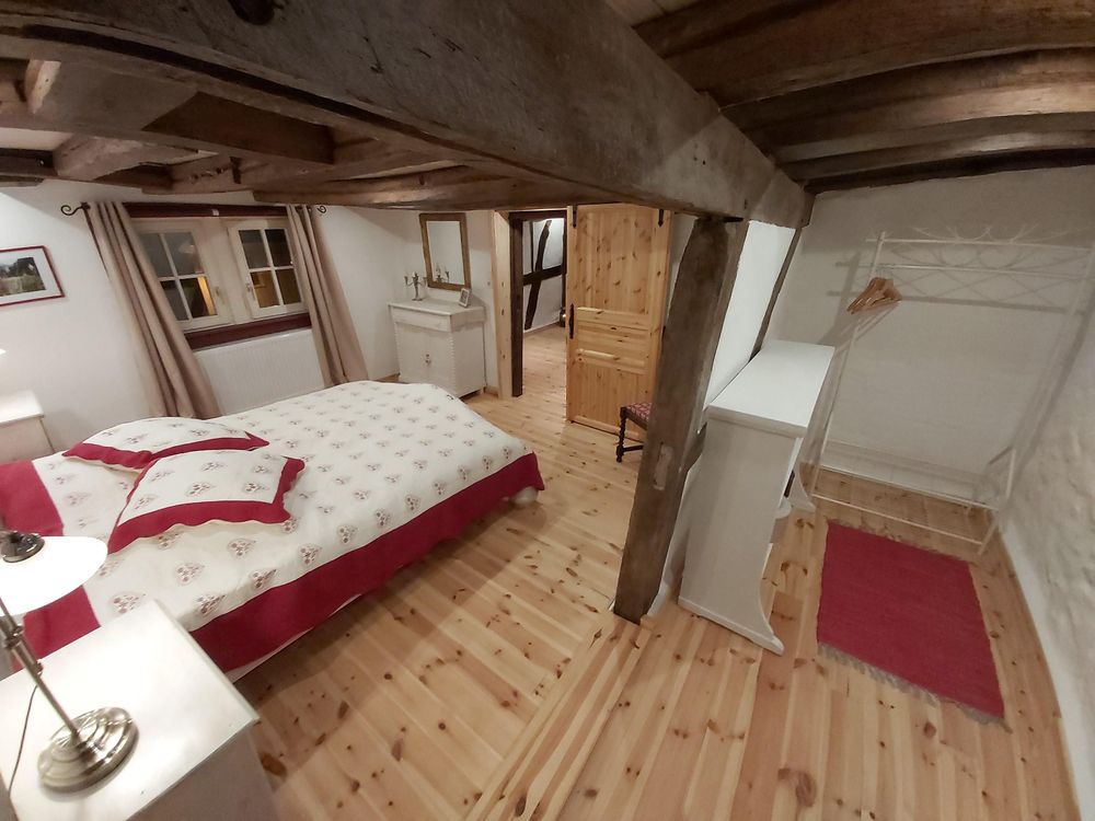 "Charmanter Fachwerktraum an der Stadtmauer" 1f37lx