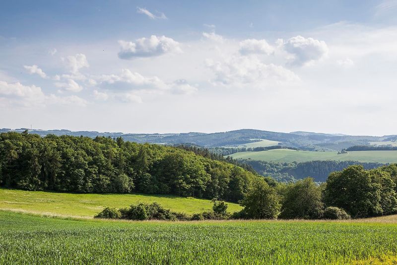 Radroute "Panoramatour auf dem Sonnenplateau" 326zvd