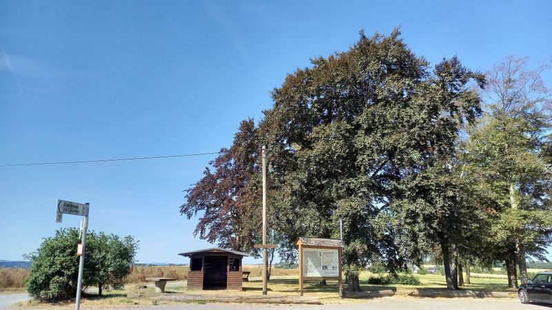 Wanderparkplatz " Auf der Steinreich"   Traumschleife Rabenlay 1rvp32
