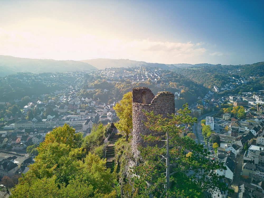 Burgruine Bosselstein 2s4lmd