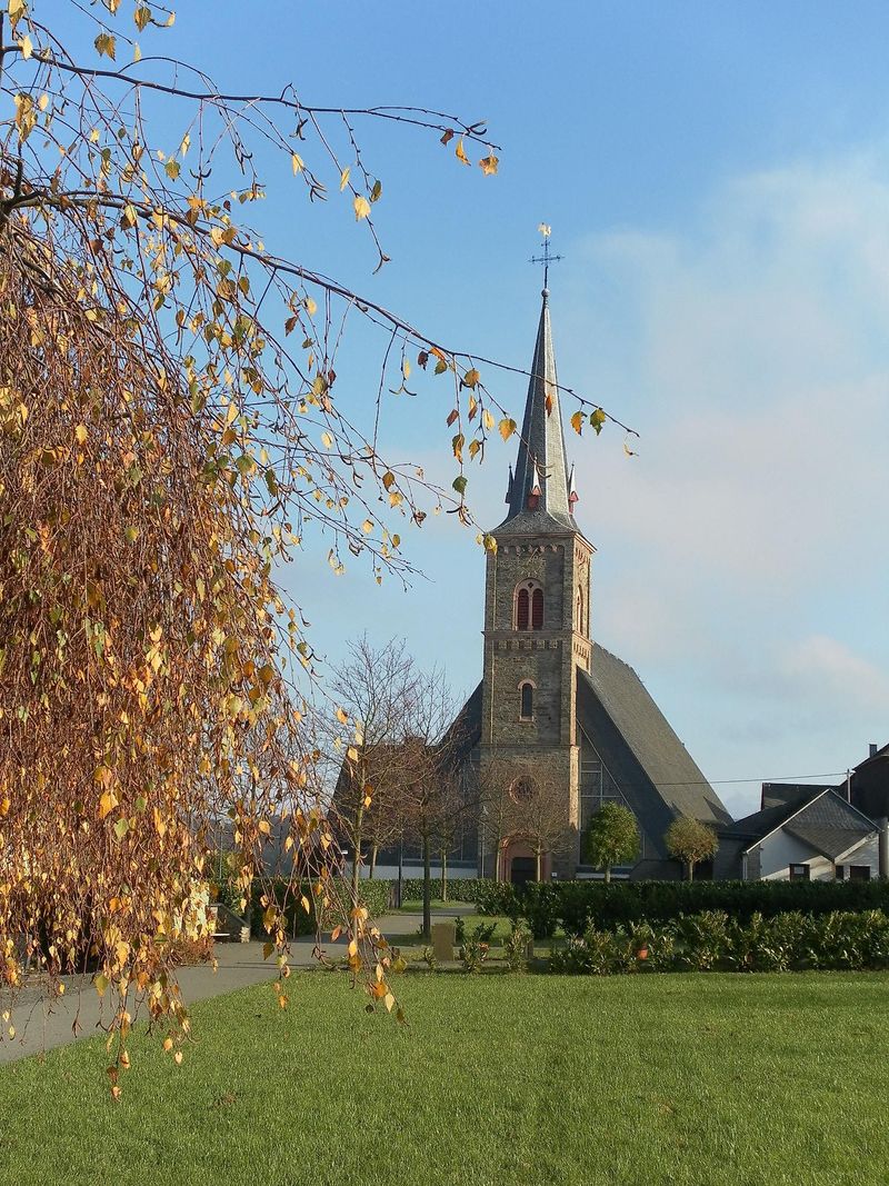 pois/catholic-church-longkamp-714a