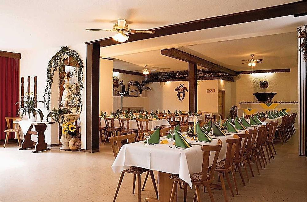 Gasthaus Hahn 53r0bm