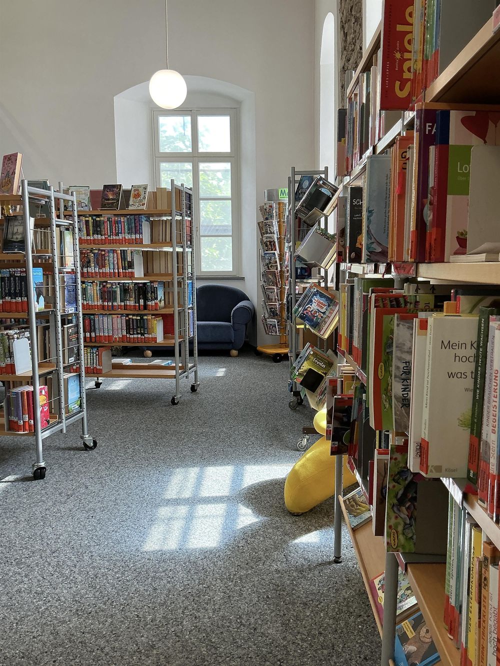 Bücherei Simmern 3stbno