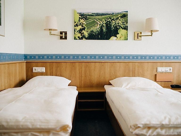 Weinhotel Bäder 55yagm