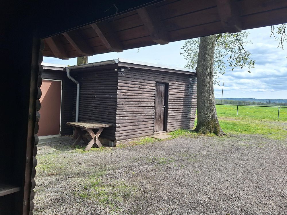 Grillhütte in Morshausen 3v8rbp