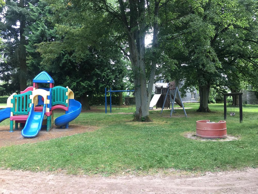 Spielplatz Irmenach 4r93px