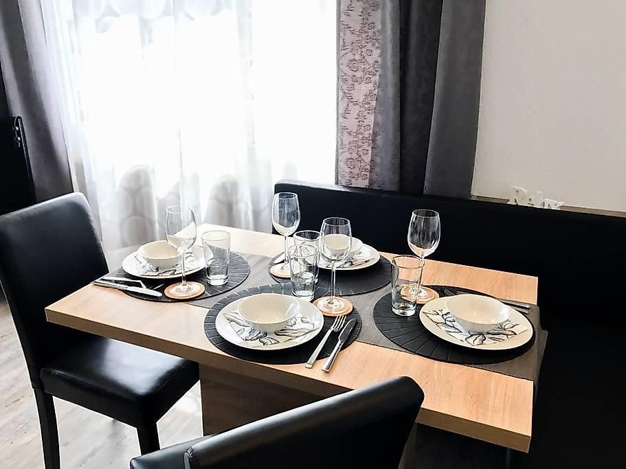 Ferienwohnung Am Rheinufer 63aynw
