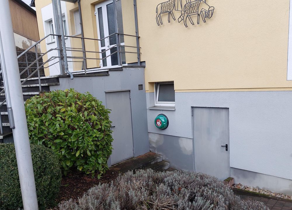 Defibrillator in Ney 4rct01
