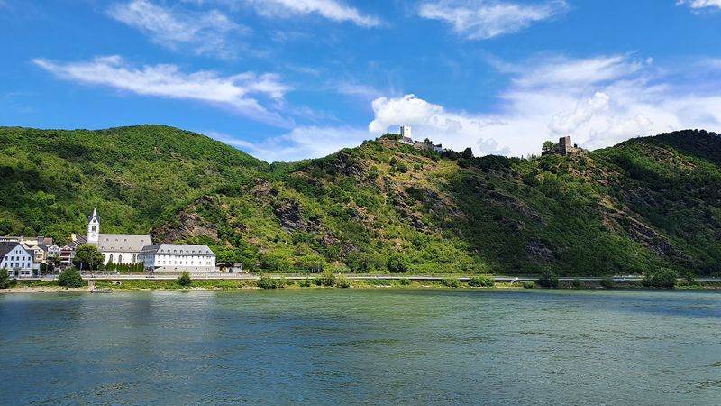 Rund ums zentrale UNESCO Welterbe Oberes Mittelrheintal 4vo9b2