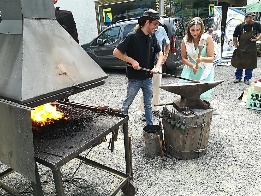 Kunst  und Handwerkermarkt 5aekjk