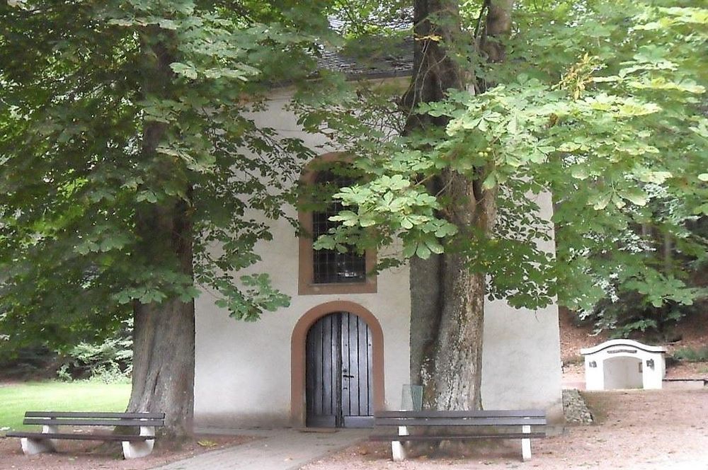 Rötelsteinpfad 74y0m8