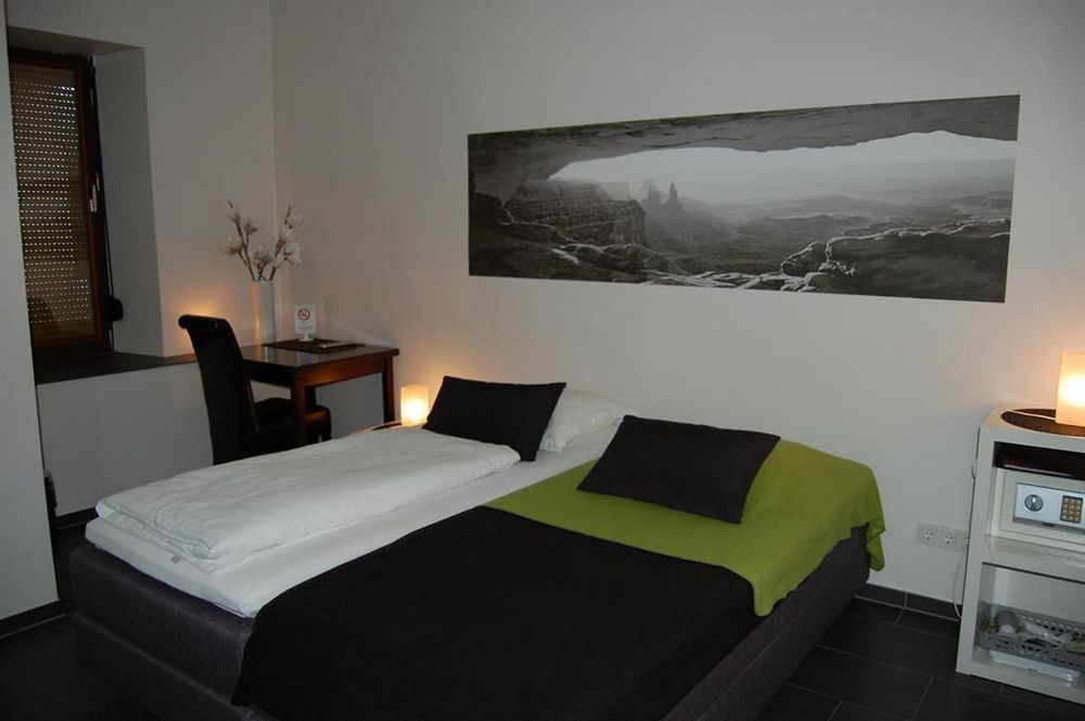 Hotel Brasserie Typisch 75rwf8