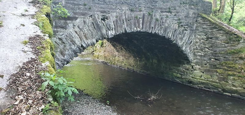 Picknickbank an der Roskerbrücke 79vzdv