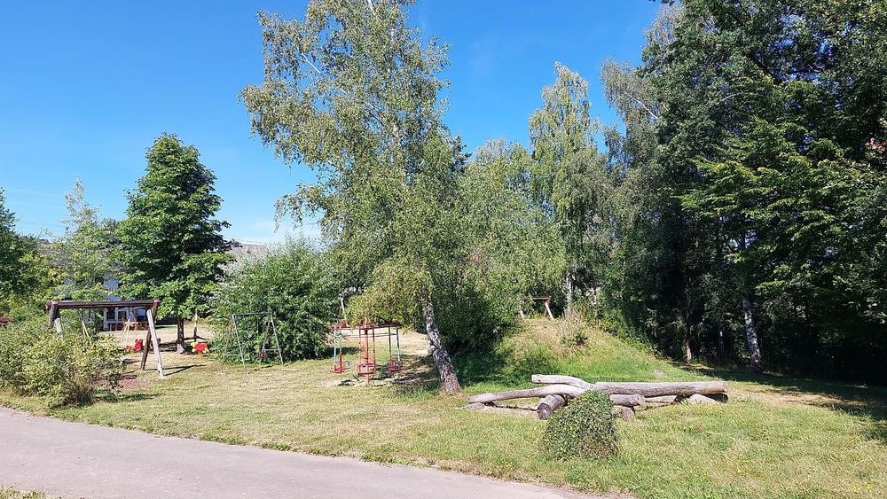 Spielplatz in Niedert 85ax9y