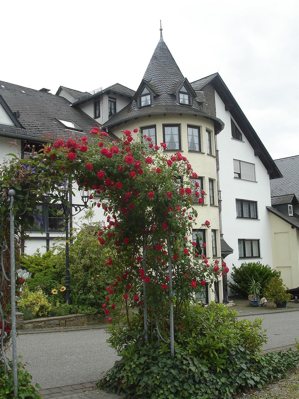 Hotel Zum Rehberg 6taym9