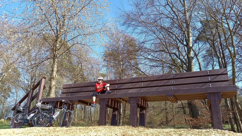 pois/xxl-bank-xmit-fernsicht-in-bickenbach-8194