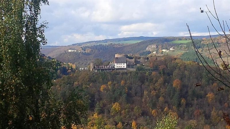 pois/drei-burgen-blick-in-kirn-8db6
