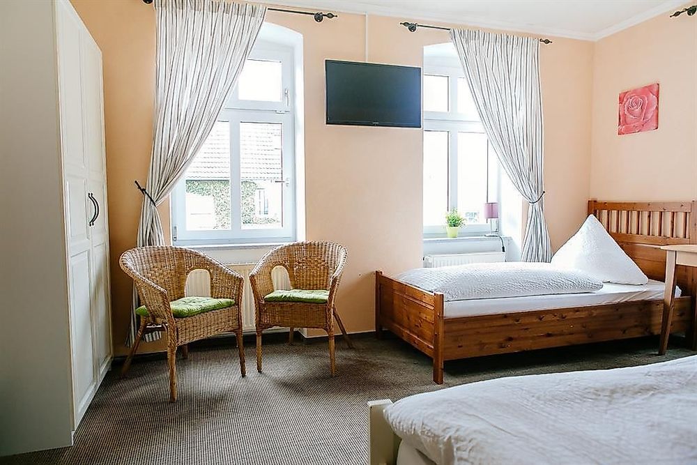 Landhotel Airport inn 8wv7mv