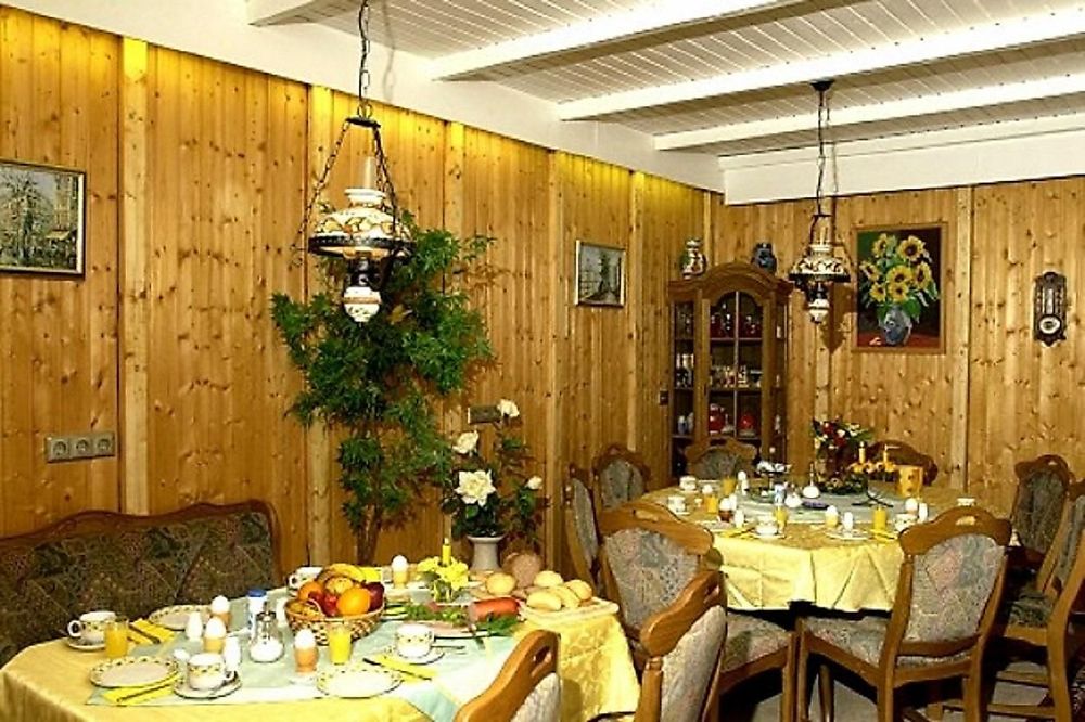 Bernstein Hotel Kohl 9c6srb