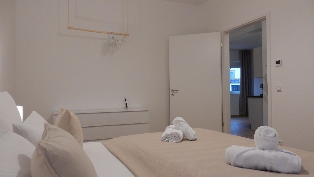 Ferienhaus│ Zentral │3 Whg │250 m² │ Parkplätze 9j4g9o
