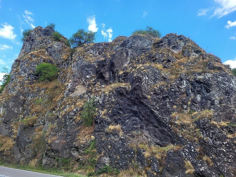 pois/hachenfels-b47e