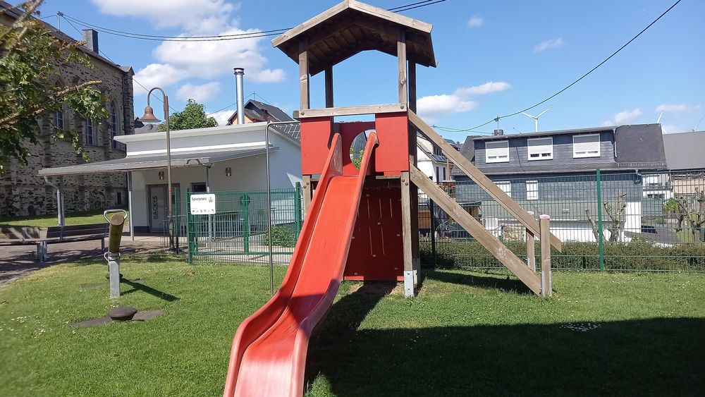 Spielplatz in Norath 1smr3