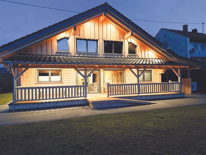 accommodations/nature-chalet-at-national-park-hunsrueck-hochwald-657d