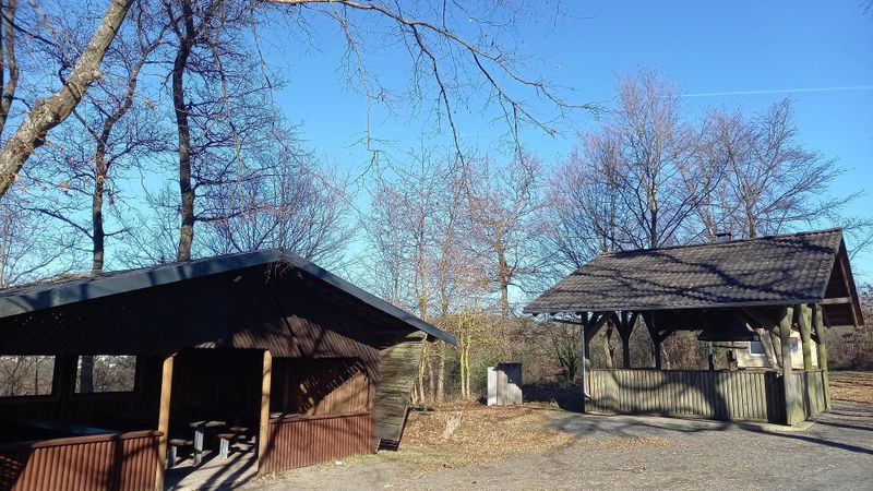 pois/grillhut-in-xschwall-84db